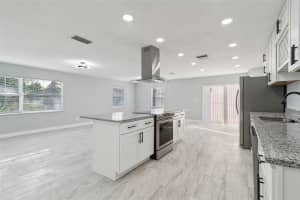 1905 DIAMOND DRIVE, ORLANDO, FL 32807 - MLS#MFRO6282635