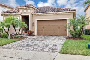 10412 HENBURY STREET, ORLANDO, FL 32832 Sold 04/11/25