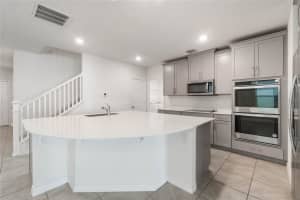 2811 ALPINE MEADOW LANE, KISSIMMEE, FL 34744 Sold 05/12/25
