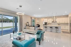 8390 LUDINGTON CIRCLE, ORLANDO, FL 32836 Sold 08/22/25