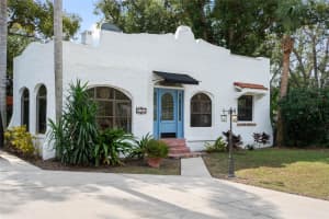 2100 SHERIDAN ROAD, MOUNT DORA, FL 32757 Sold 04/30/25