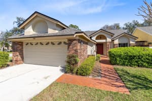 702 BARRINGTON CIRCLE, WINTER SPRINGS, FL 32708 Sold 05/16/25