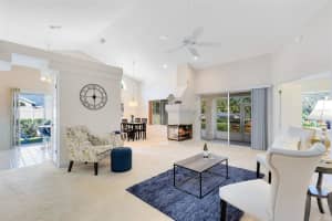 702 BARRINGTON CIRCLE, WINTER SPRINGS, FL 32708 Sold 05/16/25