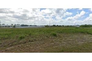9013 MAYWOOD CIRCLE, LABELLE, FL 33935 - MLS#MFRO6282960