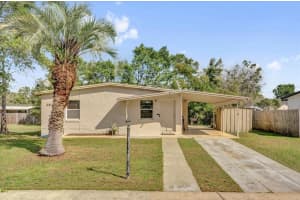 1417 Independence Ave, DELTONA