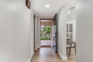 1055 KENSINGTON PARK DRIVE, ALTAMONTE SPRINGS, FL 32714 Sold 04/01/25