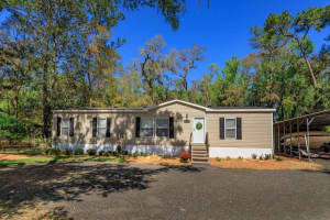 23949 RIVER ROAD, ASTOR, FL 32102 Sold 06/17/25