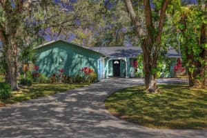1525 ORANGE TREE DRIVE, EDGEWATER, FL 32132 Sold 05/22/25