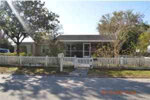 933 Lakehurst St, LAKELAND