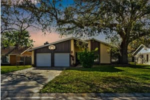10 TROPHY LANE, KISSIMMEE, FL 34759 Sold 04/02/25
