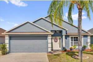 551 Majesty Dr, DAVENPORT