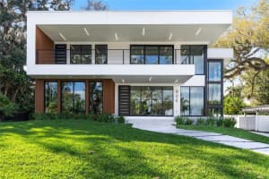 806 EDGEWATER DRIVE, ORLANDO, FL 32804 Sold 05/09/25