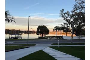 806 EDGEWATER DRIVE, ORLANDO, FL 32804 Sold 05/09/25