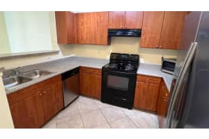 204 E SOUTH STREET, ORLANDO, FL 32801 - MLS#MFRO6283964