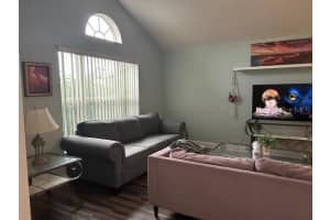 2989 VISCOUNT CIRCLE, KISSIMMEE, FL 34747 Sold 08/01/25