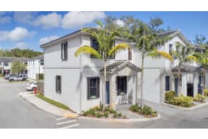 1543 29TH STREET, FORT LAUDERDALE, FL 33315 Sold 04/16/25
