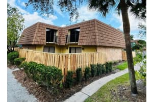 5401 ELM COURT, ORLANDO, FL 32811 Sold 04/08/25