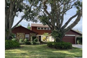 5220 JADE CIRCLE, BELLE ISLE, FL 32812 Sold 04/17/25