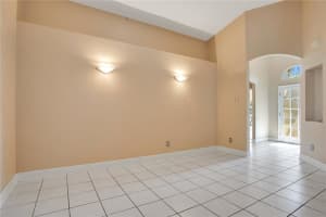 7622 HAMPSHIRE GARDEN PLACE, APOLLO BEACH, FL 33572 Sold 08/27/25