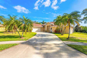 349 PEBBLE HILL WAY, ROCKLEDGE, FL 32955 - MLS#MFRO6284588