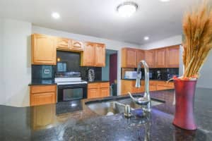 1126 TURNER LANE, ALTAMONTE SPRINGS, FL 32714 Sold 04/08/25