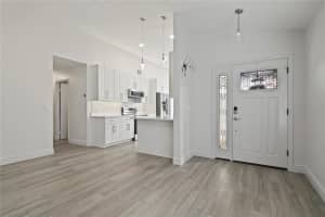 10525 SATINWOOD CIRCLE, ORLANDO, FL 32825 Sold 05/12/25