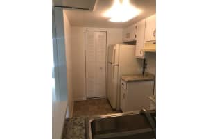 592 ORANGE DRIVE, ALTAMONTE SPRINGS, FL 32701 Sold 08/22/25