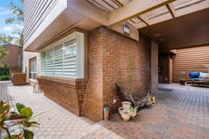 111 AUTUMN DR, LONGWOOD, FL 32779 Sold 05/08/25