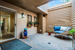 111 AUTUMN DR, LONGWOOD, FL 32779 Sold 05/08/25