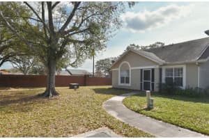 2190 CYPRESS BAY BOULEVARD, KISSIMMEE, FL 34743 Sold 04/28/25