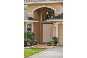 5580 BERWOOD DRIVE, ORLANDO, FL 32810 Sold 04/08/25