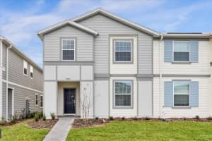 3974 Lana Ave, DAVENPORT