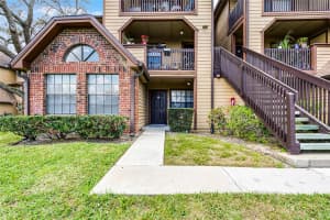 305 LAKEPOINTE DRIVE, ALTAMONTE SPRINGS, FL 32701 Sold 03/25/25