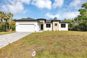 82 VENANGO STREET, PORT CHARLOTTE, FL 33954 Sold 08/06/25