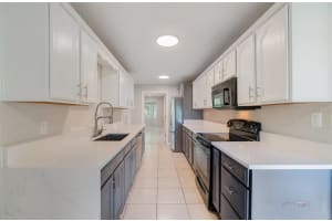 420 1ST STREET, OCOEE, FL 34761 Sold 04/28/25