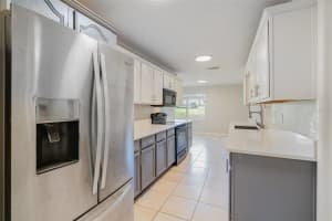 420 1ST STREET, OCOEE, FL 34761 Sold 04/28/25