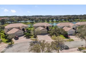 2020 IMPERIAL EAGLE PLACE, KISSIMMEE, FL 34746 Sold 05/06/25