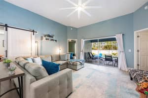 127 THORNE MEADOW PASS, DAVENPORT, FL 33897 Sold 04/14/25
