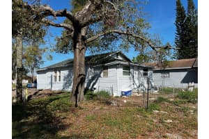 592 8TH STREET, EAGLE LAKE, FL 33839 - MLS#MFRO6285882