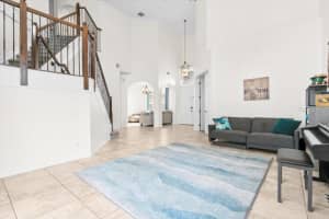 2333 PESARO CIRCLE, OCOEE, FL 34761 Sold 04/14/25