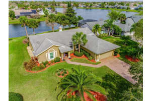 2621 TALON COURT, ORLANDO, FL 32837 Sold 05/05/25