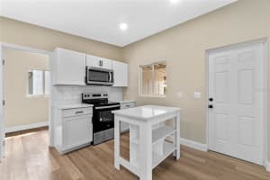 3518 SHIRLEY DRIVE, APOPKA, FL 32703 Sold 04/30/25