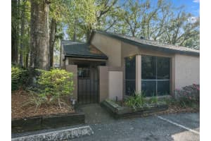 940 DOUGLAS AVENUE, ALTAMONTE SPRINGS, FL 32714 Sold 05/02/25