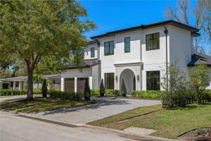 1833 LOCH BERRY ROAD, WINTER PARK, FL 32789 Sold 04/30/25