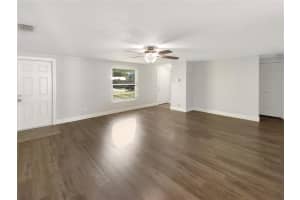 523 RED MANGROVE LANE, APOLLO BEACH, FL 33572 Sold 08/05/25