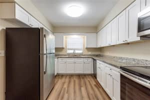 777 27TH AVENUE, ST PETERSBURG, FL 33705 Sold 10/20/25
