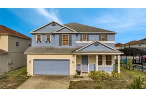 1735 Pine Ridge Dr, DAVENPORT
