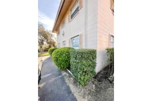1100 CAROLINE STREET, TAVARES, FL 32778 Sold 04/02/25