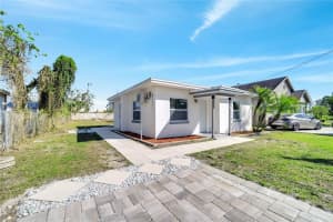 859 NEUSE AVENUE, ORLANDO, FL 32804 Sold 08/14/25