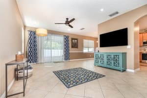322 LUSITANO WAY, SANFORD, FL 32773 Sold 04/30/25